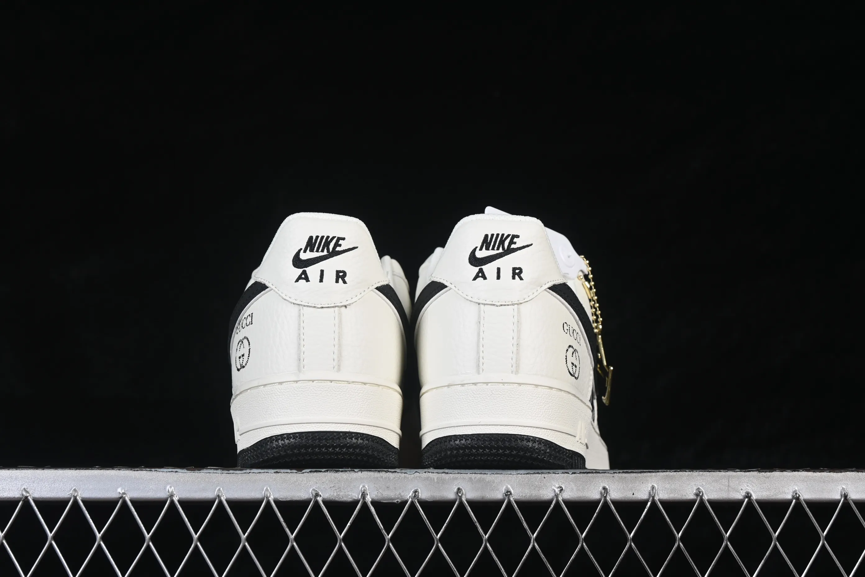 All Categories Nk Air Force 1 Air Force Series Nk Air Force 1 Low Air Force Low Nike Air Force 1'07 Low Joint Beige and Black Intertwined Air Force One Low Casual Sneakers XY9025-016